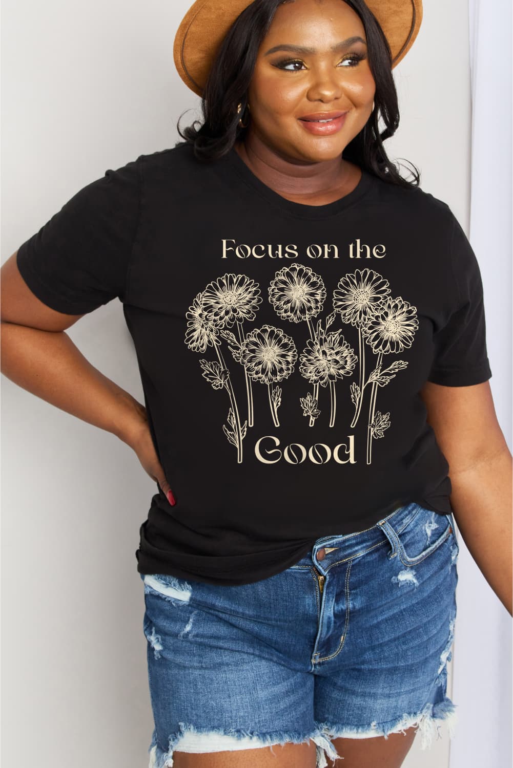 Simply Love Full Size FOCUS ON THE GOOD Graphic Cotton Tee